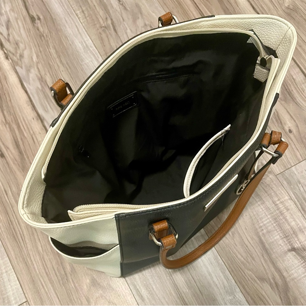 Nine West Leather Zip-Top Shoulder Tote | Cream & Black | Excellent - Picture 2 of 2